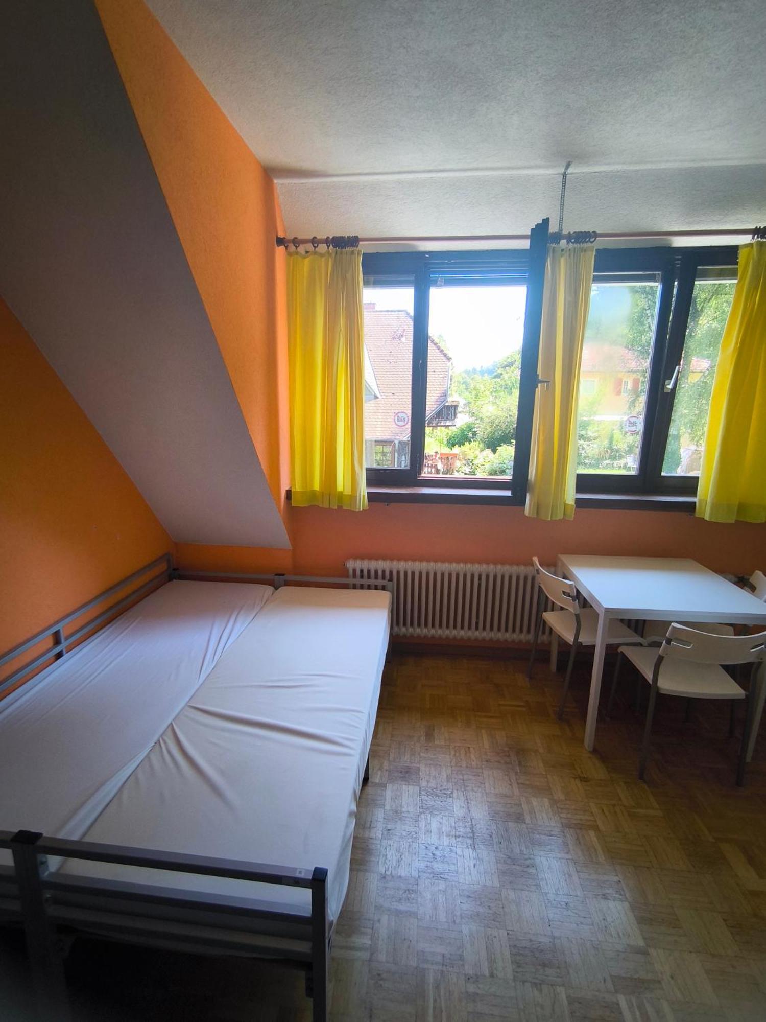 Hostel Waldblick 弗赖堡 外观 照片